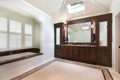 Bathroom - traditional bathroom idea in New Orleans