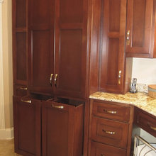 Kitchen hardware