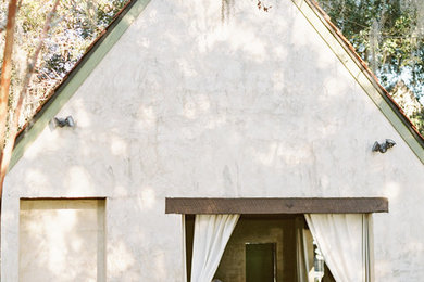 Home design - traditional home design idea in Charleston