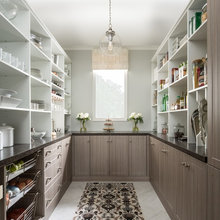 Walk in Pantry