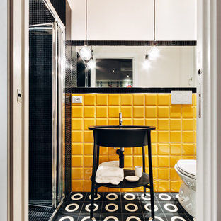 Gästetoilette & Gäste-WC mit gelben Fliesen und Keramikfliesen: Ideen