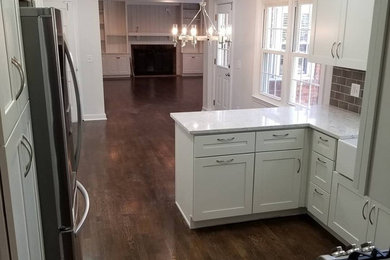 Kitchen photo in Cincinnati