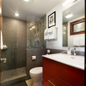 Hardworking Bath for Two
