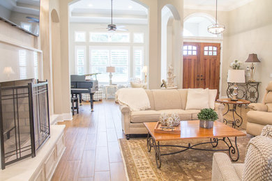Inspiration for a family room remodel in Jacksonville