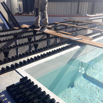 Piscina sobre forjado de un edificio en Barcelona