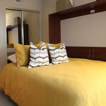 Office/Guest Room - Murphy Bed Down