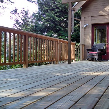 Couple Decks and Outdoor living areas