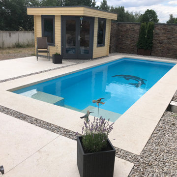 Pool-Randsteine, Terrassen und Fertigteile (Stufen + Platten) aus Terrazzo