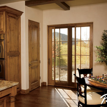 Transform your dining space with a Pella® Architect Series® sliding patio door