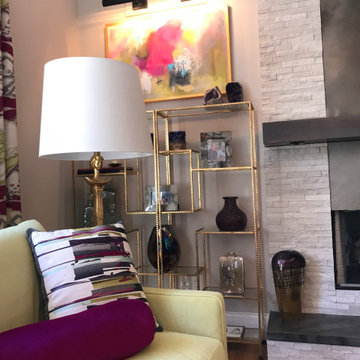 Fuchsia & Celedon Living room