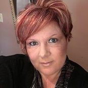 April Carter's photo