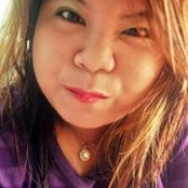 Tobi Lee's photo