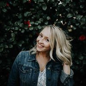 Elisabeth Sweeney's photo