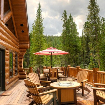 Falcon Mews Log Home