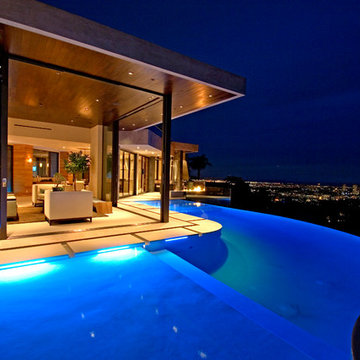 blue jay Hollywood Hlls Infinity Edge Pool