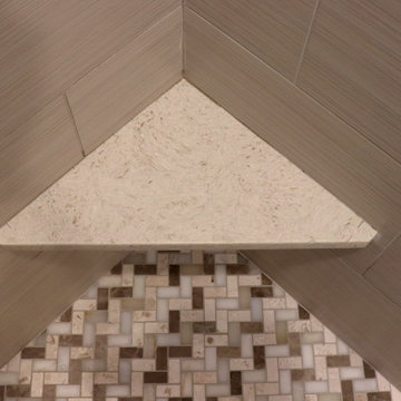 Windermere Quartz- Traditional Master Bathroom