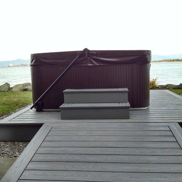 Couple Decks and Outdoor living areas