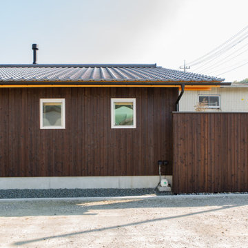 Triangle Roof House