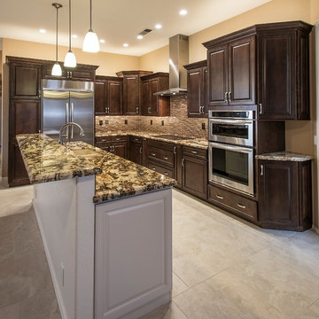 Transitional Scottsdale Kitchen