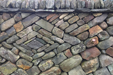 Dry-laid Fieldstone Walls