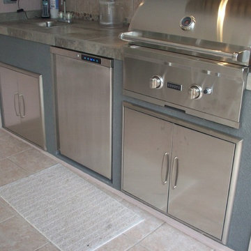 Outdoor Kitchens