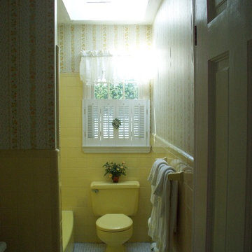 Partial remodel 1970's bath