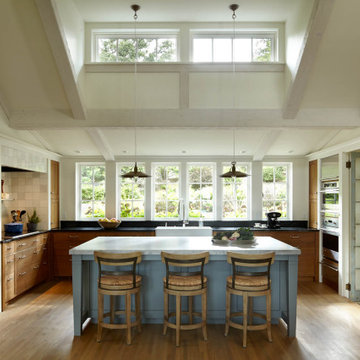 Lakeside Residence