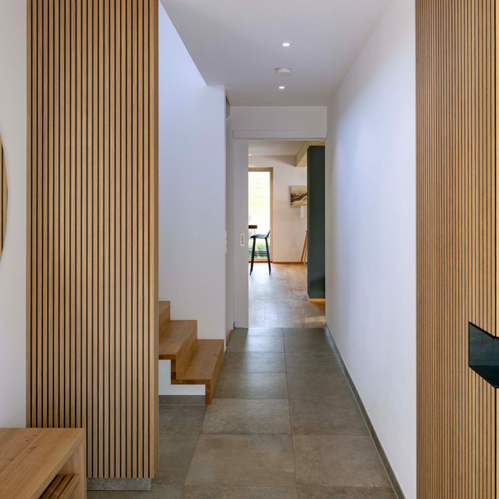 75 Beautiful Contemporary Hallway Ideas and Designs - June 2025 | Houzz UK