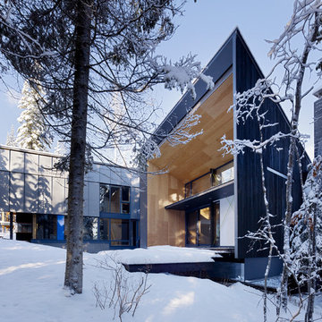 Kicking Horse House