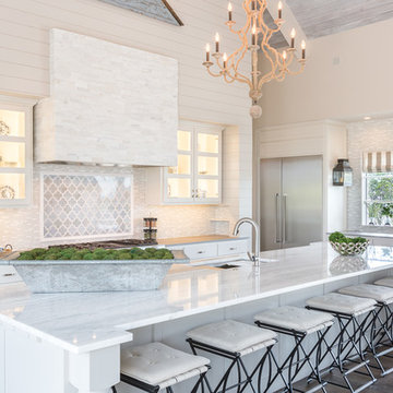 Rough Hollow Parade of Homes 2017 Vinyard Farmhouse