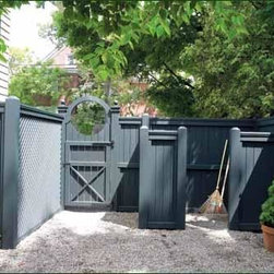 Universal Fence and Enclosure - Home Fencing And Gates
