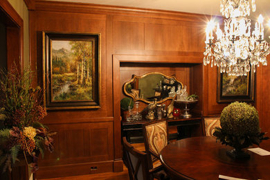 Dining room photo in Columbus