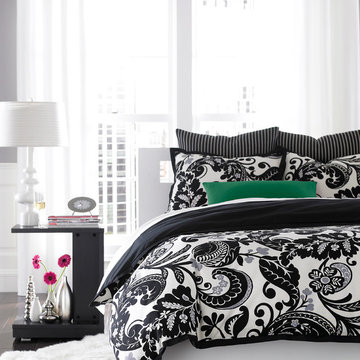 Black & White Bedroom
