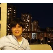 坂井健二's photo