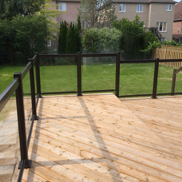 Aluminum and Glass Deck Railings - 108