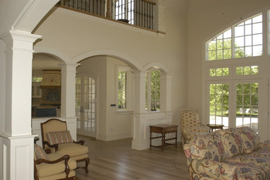 Inspiration for a timeless living room remodel in Milwaukee