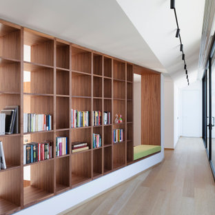 Ispirazione per un ingresso o corridoio minimalista