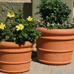 Amaryllis Round Planter - Outdoor Pots And Planters