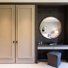 dressing room in Johnny's home