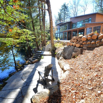 Modern Waterfront Cottage
