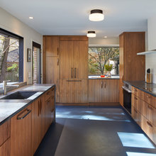 8680 Golf Drive - Kitchen