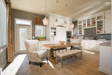 Transitional kitchen photo in Calgary