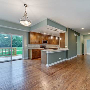 Batavia Eco House - Living Room/Dining Room