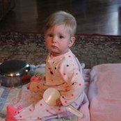 Veronica Everett's photo