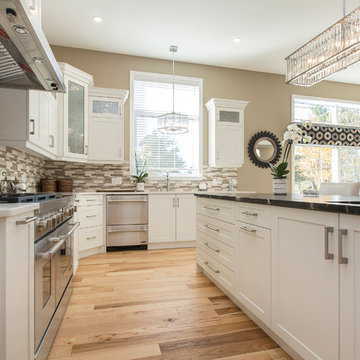 Inverary White Transitional Lakehouse