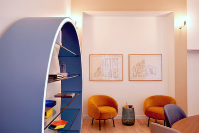 Foto di una sala da pranzo aperta verso il soggiorno contemporanea di medie dimensioni
