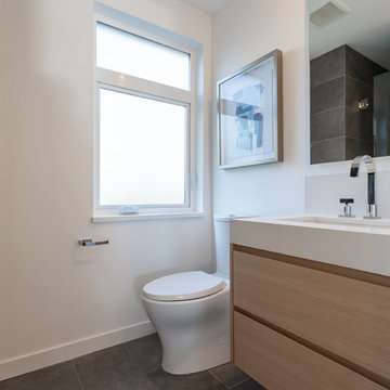 Bathroom - Contemporary