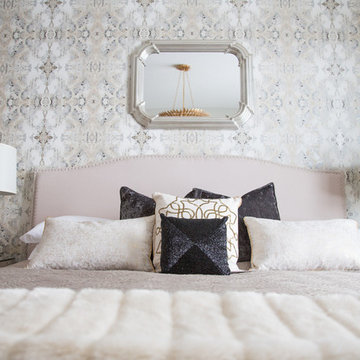 Elegant principal bedroom