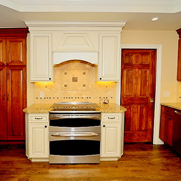 Traditional kitchen with LED lighting and Canyon Creek Cabinetry