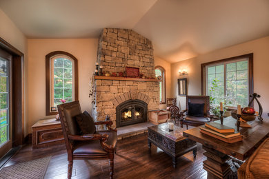 Inspiration for a victorian living room remodel in Seattle